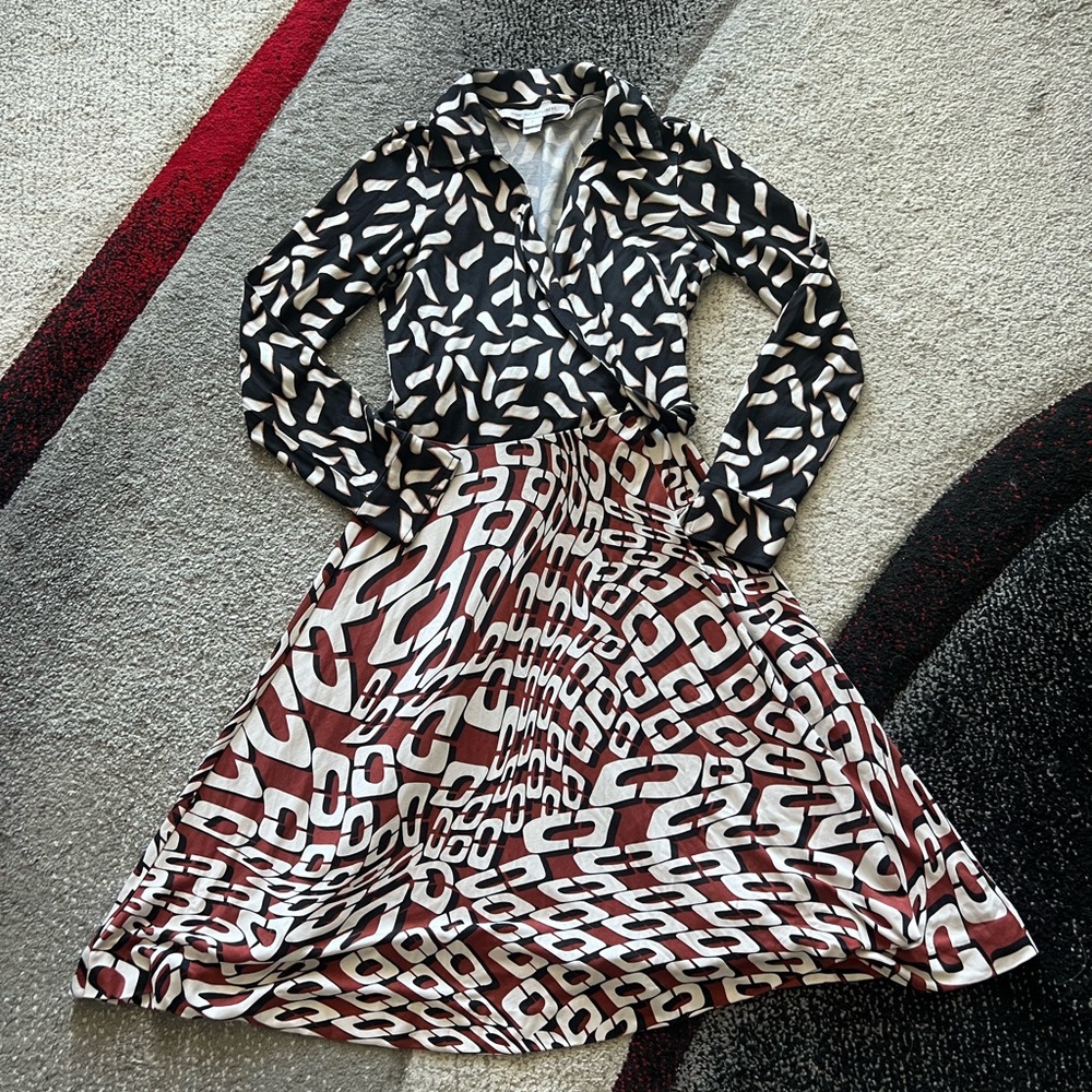 Diane Von Furstenberg Black and Brown Long Sleeve Dress